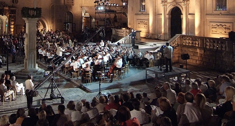 Operni gala - Zagrebačka filharmonija, dirigent Ivan Repušić, solisti: Nadja Michael, sopran, Zoran Todorovich, tenor, foto: Damil Kalogjera, www.dubrovnik-festival.hr