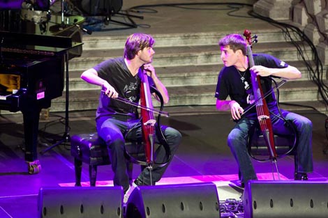Stjepan Hauser, violončelo, Luka Šulić, violončelo