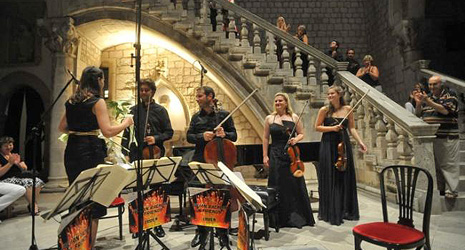 violinistica Janine Jansen i Julie-Maria Kretz, violist Lawrence Power i violončelist Boris Andrianov, foto: Željko Tutnjević, www.rachlinandfriends.com
