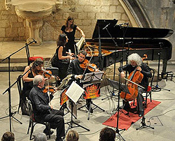 violinisti Gidon Kremer i Janine Jansen, violist Julian Rachlin, vilončelist Mischa Maisky i pijanistica Khatia Buniatishvili, foto: Željko Tutnjević, www.rachlinandfriends.com