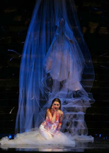 Hrvatsko narodno kazalište Ivana pl. Zajca Rijeka: Gaetano Donizetti, Lucia di Lammermoor, dir. Nikša Bareza, red. Damir Zlatar Frey