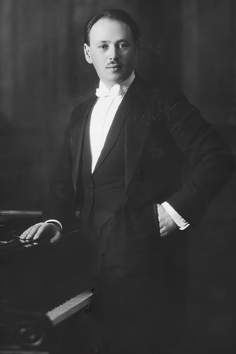Pijanist Alexander Borovsky (1889-1968), fotografija iz 1920. godine