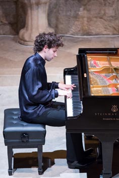 Aljoša Jurinić na 67. Dubrovačkim ljetnim igrama