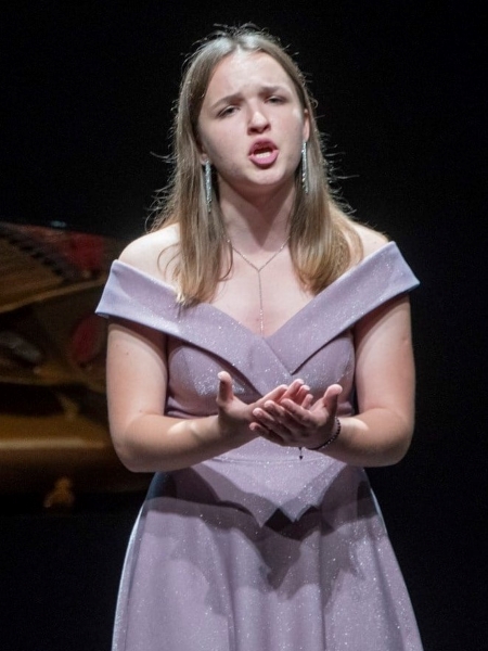 Ana Peretin, sopran