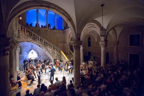 Gemma Bertagnolli, Concerto de Cavalieri i dirigent Marcello Di Lisa, foto: www.dubrovnik-festival.hr