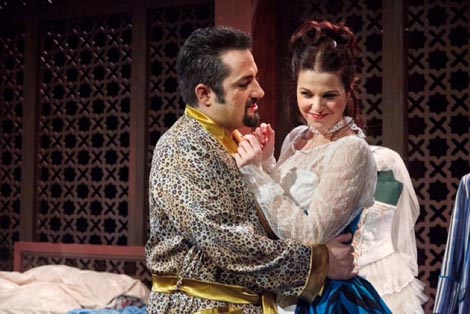 Hrvatsko narodno kazalište u Zagrebu: Wolfgang Amadeus Mozart, Figarov pir, dir. Natalie Murray Beale, red. Mauricio García Lozano