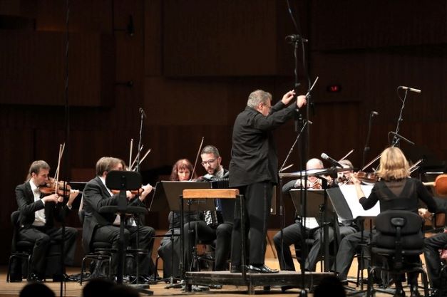 Mladen Tarbuk na koncertu Wiener Concert-Verein u Lisinskom povodom 60. rođendana i 35. obljetnice umjetničkog rada