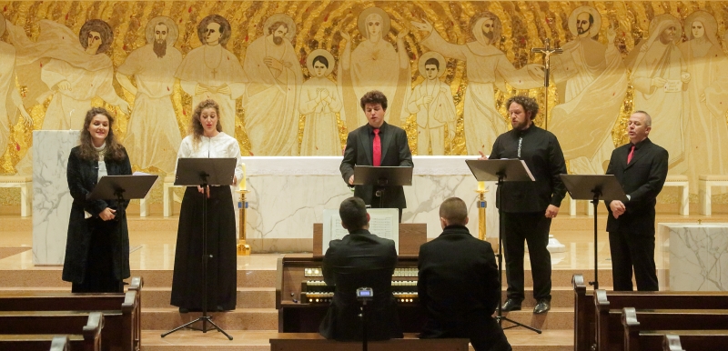 Ansambl <em>Projekt Lazarus</em> i orguljaš Mihovil Buturić, autor fotografije Mirko Cvjetko