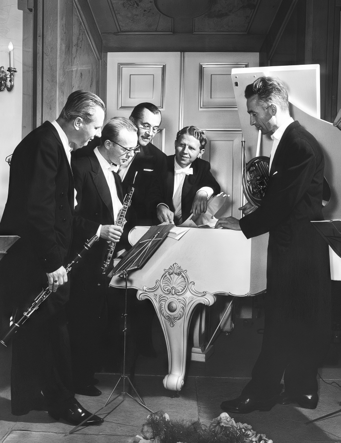 Puhački kvintet iz Salzburga (Rudolf Klepač u sredini)