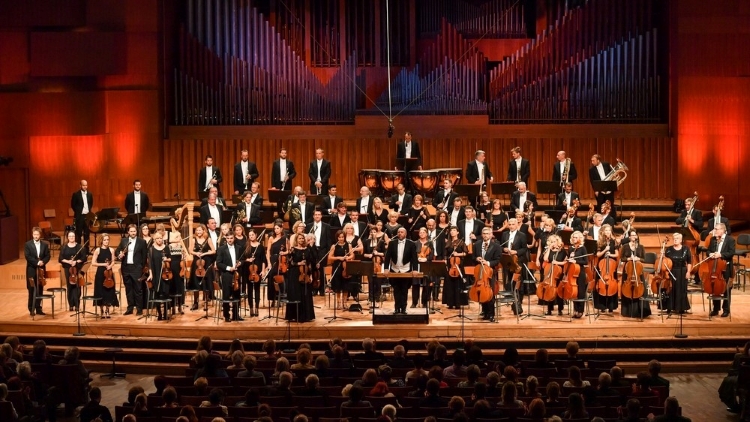 Simfonijski orkestar HRT-a u Koncertnoj dvorani Vatroslava Lisinskog