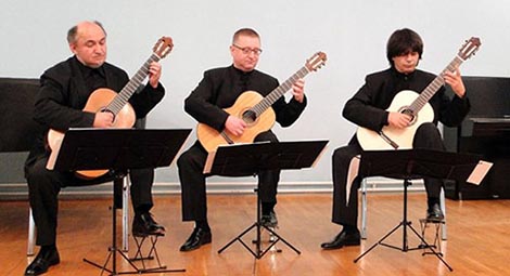 Zagrebački gitarski trio