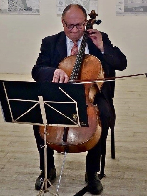Zlatko Rucner, violončelo